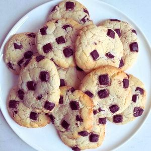 Sourdough Chocolate Chunk Cookies | One Dozen